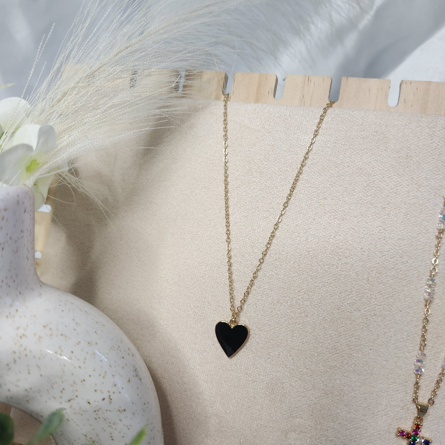 Black heart necklaces