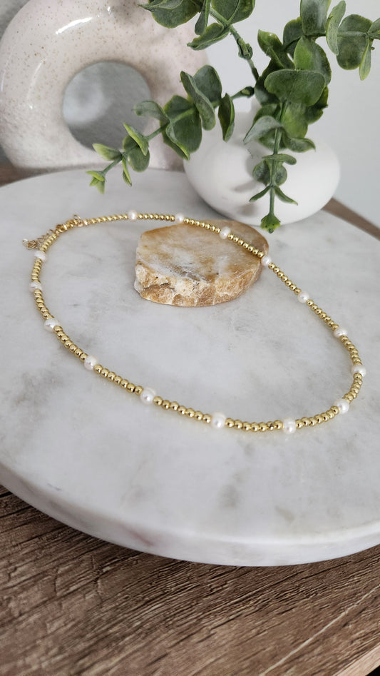 Pearl balin choker